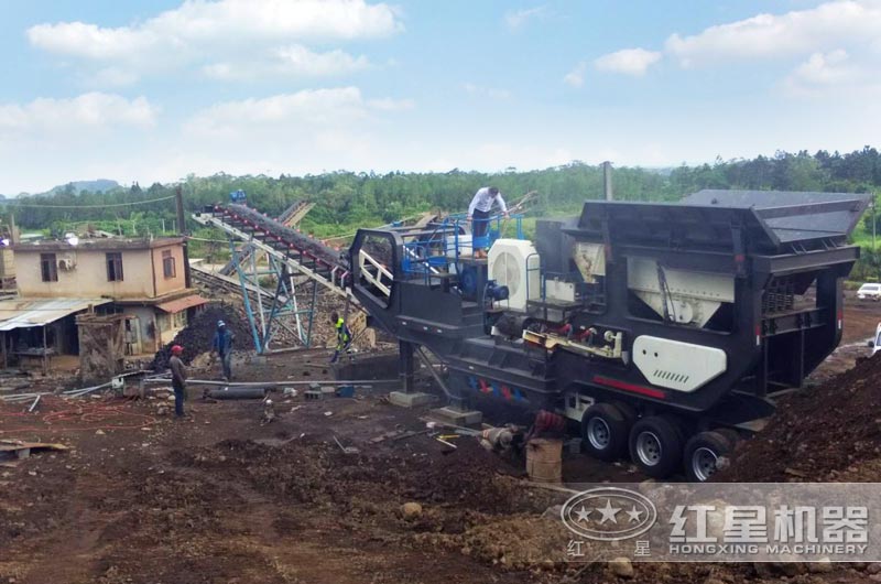 毛里求斯時產200噸單臺建筑垃圾移動制沙機現(xiàn)場 毛里求斯時產200噸單臺建筑垃圾移動制沙機現(xiàn)場