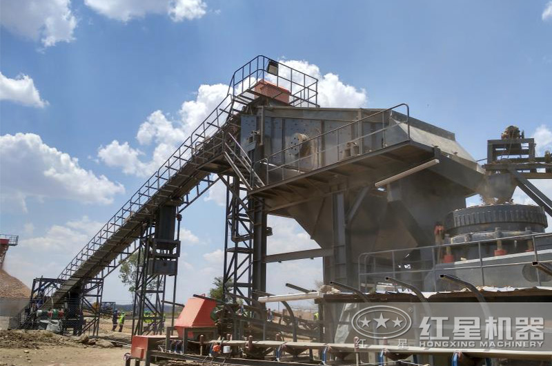 山皮石破碎、制沙生產(chǎn)作業(yè)現(xiàn)場(chǎng)