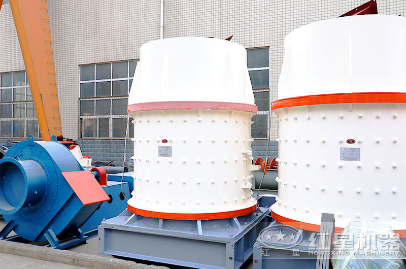 立式復合破碎制砂機設(shè)備實圖 立式復合破碎制砂機設(shè)備實圖