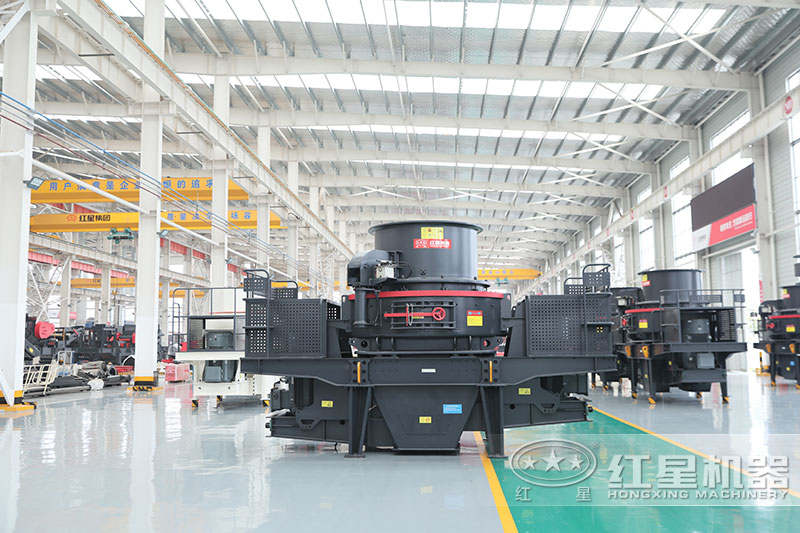 把石頭磨成沙子的磨砂機價格、產(chǎn)量是多少
