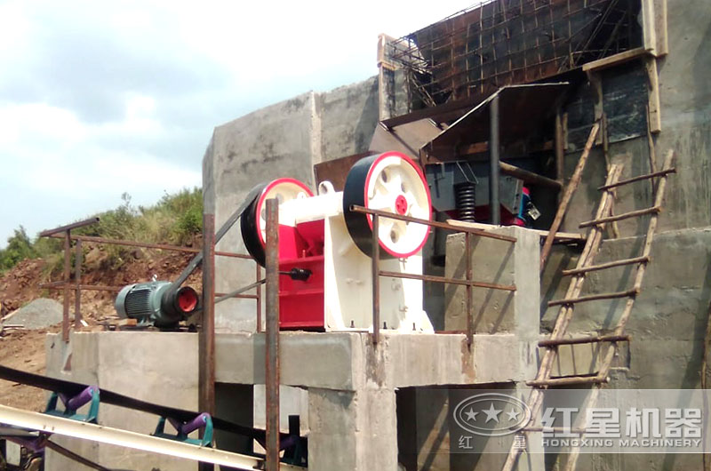 小型碎石機器有哪些？多少錢一臺？