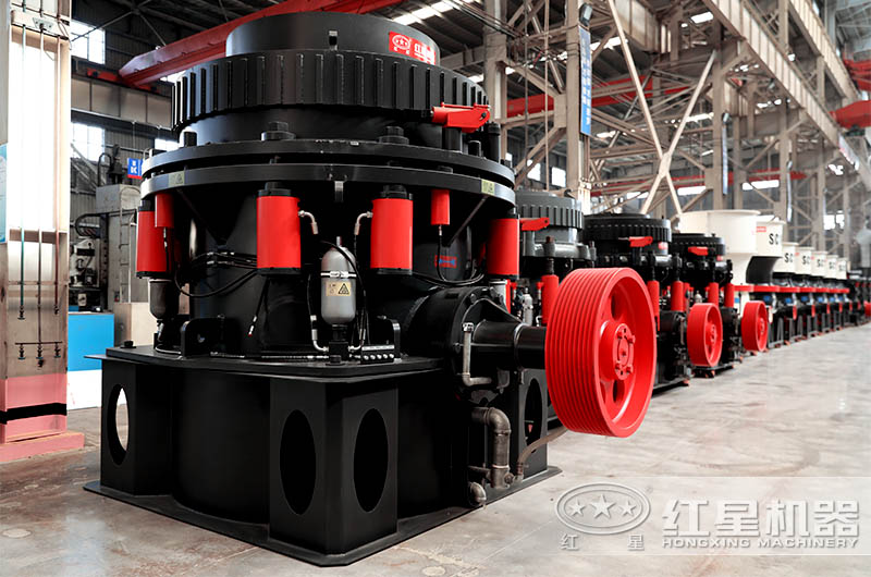 圓錐破碎機是如何實現(xiàn)過鐵保護的？液壓式與彈簧式有何不同？